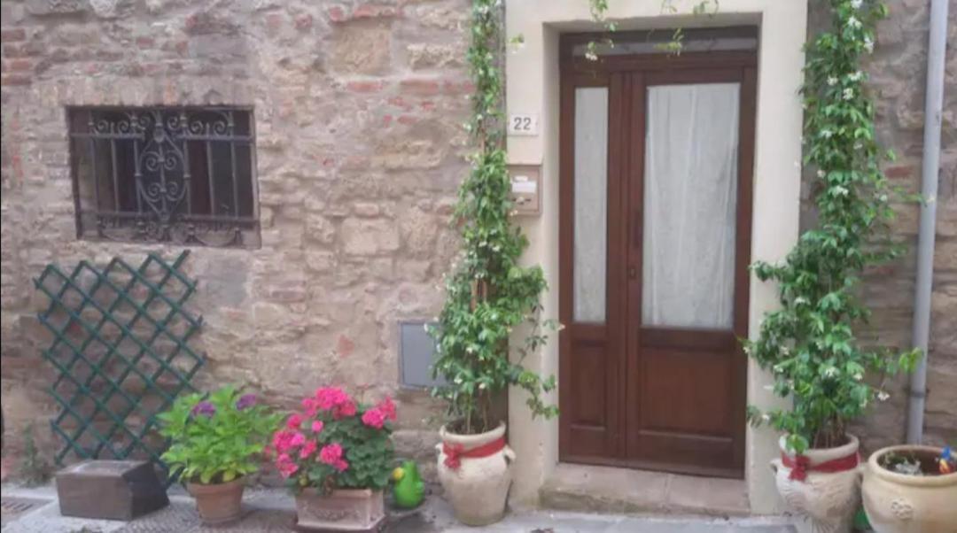 Casa Contadina In Borgo Medievale, Tuscany Monteguidi Exterior foto